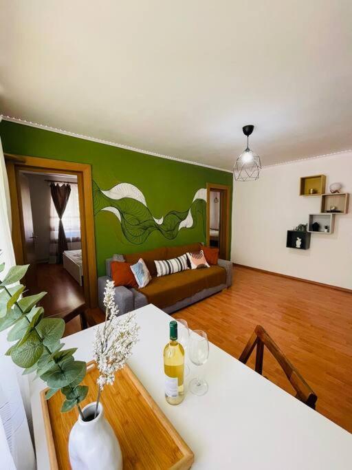 Chic Retreat Timisoara Apartamento Exterior foto
