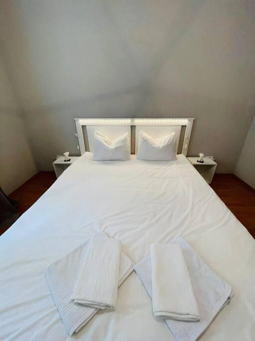Chic Retreat Timisoara Apartamento Exterior foto